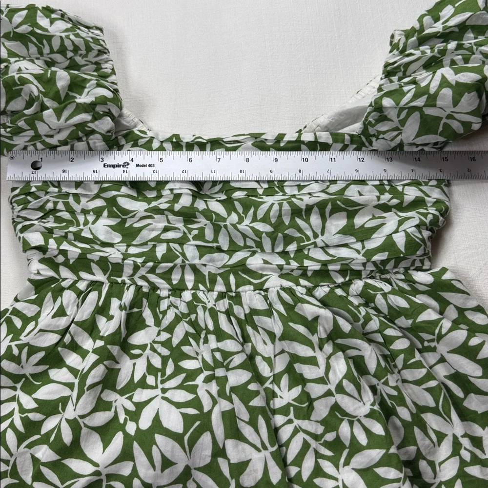 Abercrombie & Fitch‎ Green Leaf Print Blouse